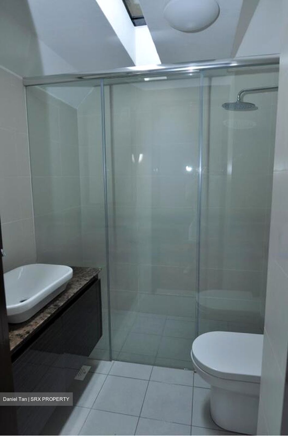 Yuk Tong Avenue (D21), Terrace #470547461